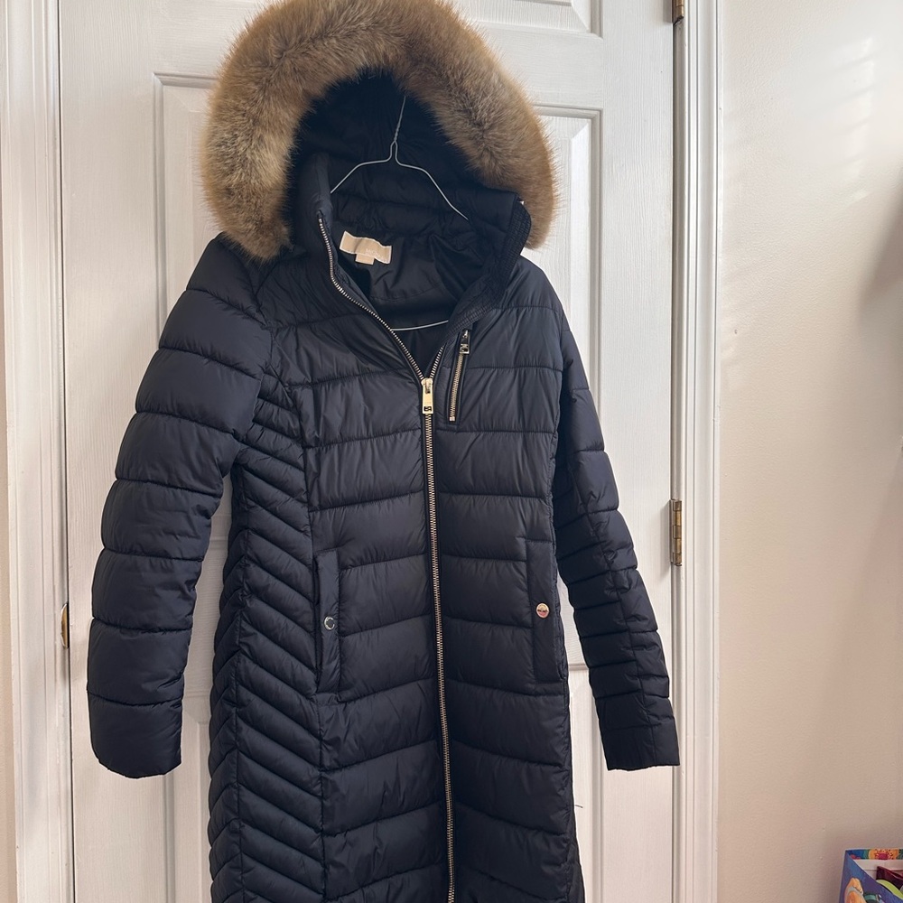 MICHAEL KORS Women's Black Down Hooded Padded Coat, Size S. New without label.